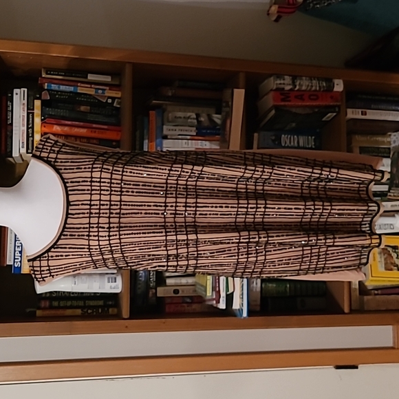 Sequined dress - Picture 1 of 7